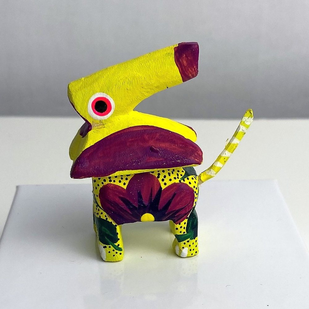 "Elephant" Mini Alebrije Figurine - Yellow